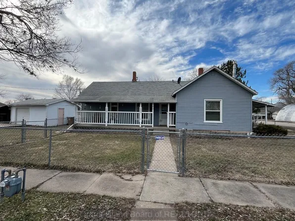412 East St, Wood River, NE 68883
