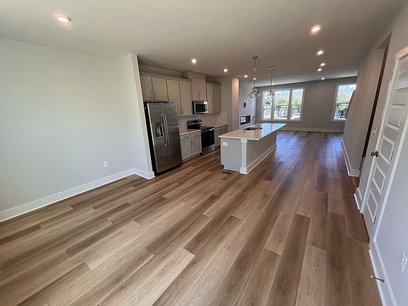 4th image of 10125 Blue Wing Ln #D26