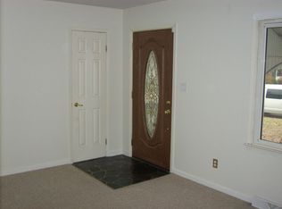 702 Compton Rd, Colonial Heights, VA 23834