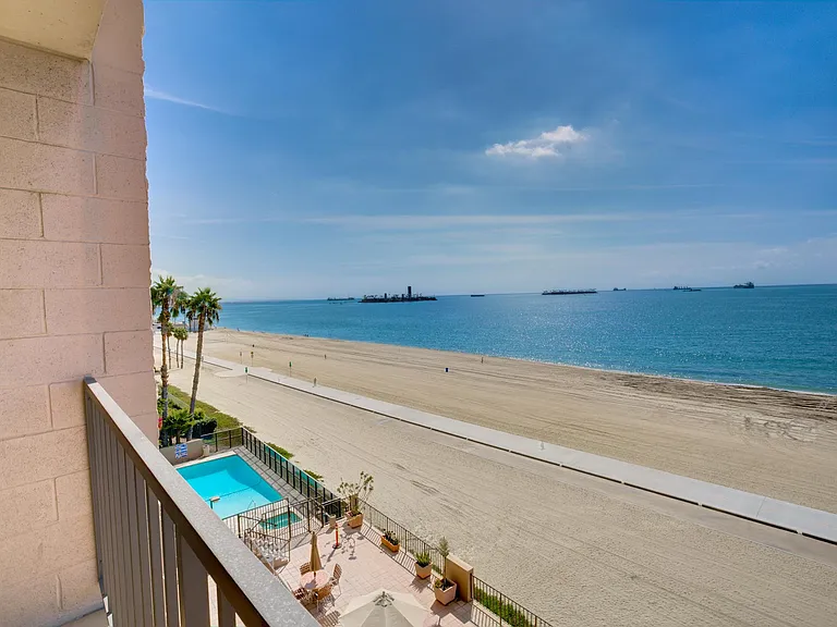 1750 E Ocean Blvd #H — Photo 3