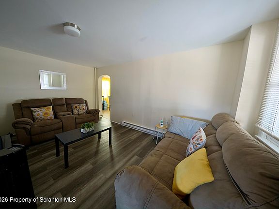 4th image of 38 W Columbus Ave