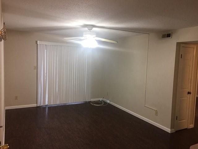 1st image of 3114 Edwards Pl APT 201
