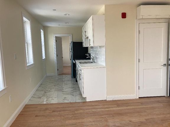 2nd image of 325 Newport Ave APT 37