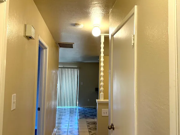 609 Fort Sumpter Dr — Photo 17