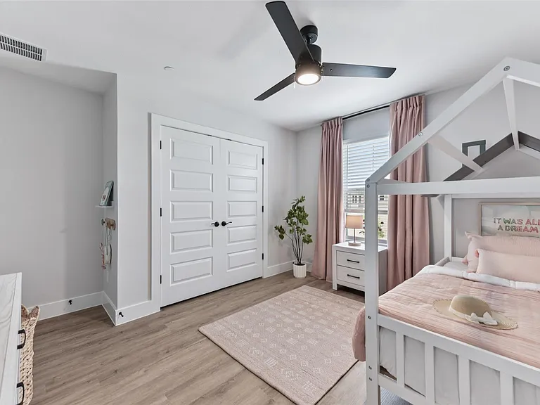 9304 Felix Sparke Dr — Photo 19