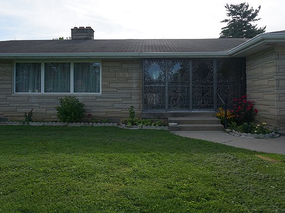 2nd image of 76 Kirk Dr E