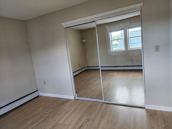 5th image of 4 New Haven Dr APT 301