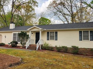 2704 Pidgeon Hill Rd, Raleigh, NC 27613