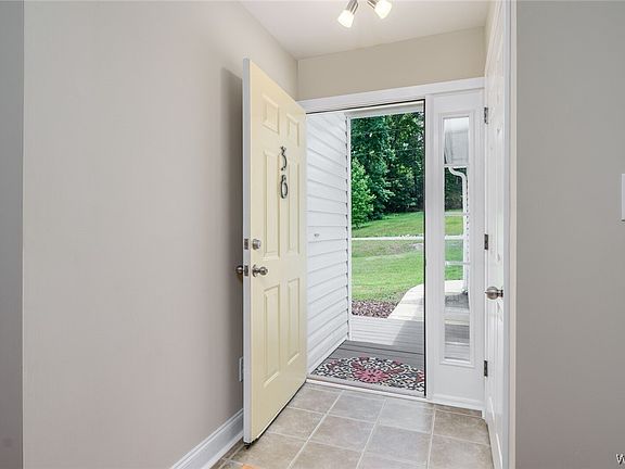 4th image of 38 Sansing Cir