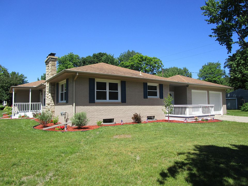 1st image of 1740 Sullivan Dr