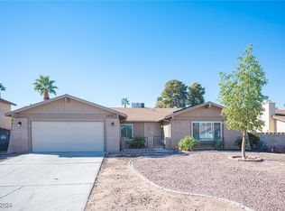 5435 Mountain Vista St, Las Vegas, NV 89120