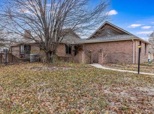 795 S Whippoorwill Rd, Derby, KS 67037