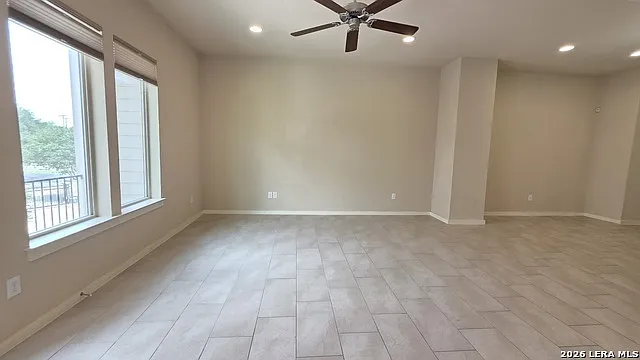 3831 Harry Wurzbach Rd #21 — Photo 17