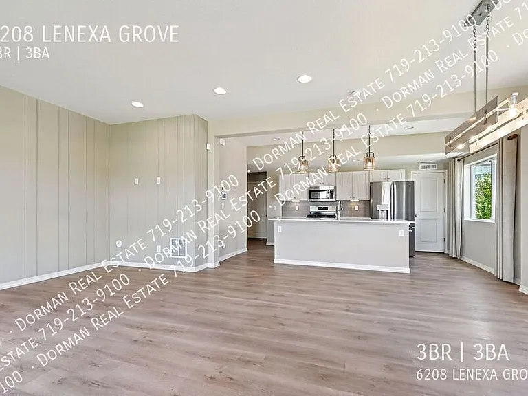 6208 Lenexa Grv — Photo 7