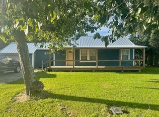 4810 Beaumont Ave, Groves, TX 77619