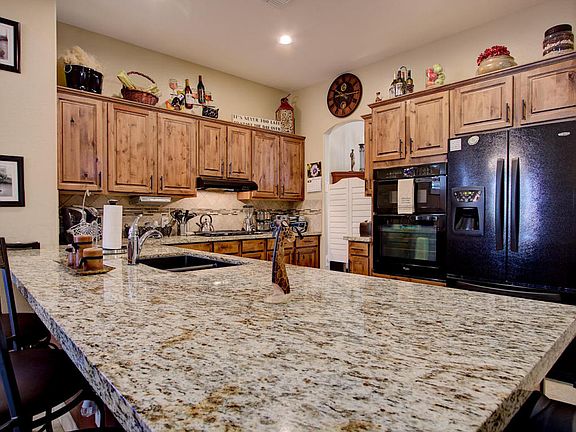 4th image of 331 W Herro Ln