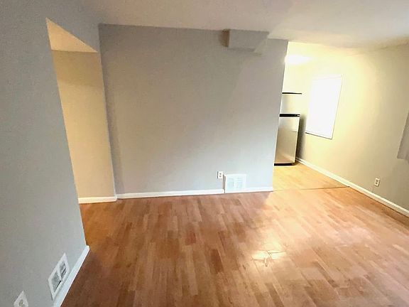 5th image of 317 11th St NE APT 101