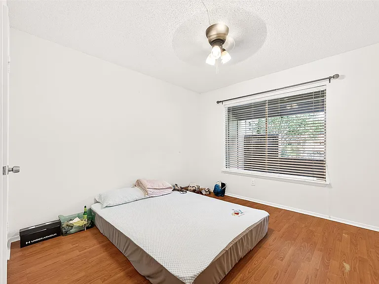 11677 Village Place Dr — Photo 25