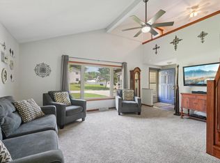 4013 South 106th STREET, Greenfield, WI 53228