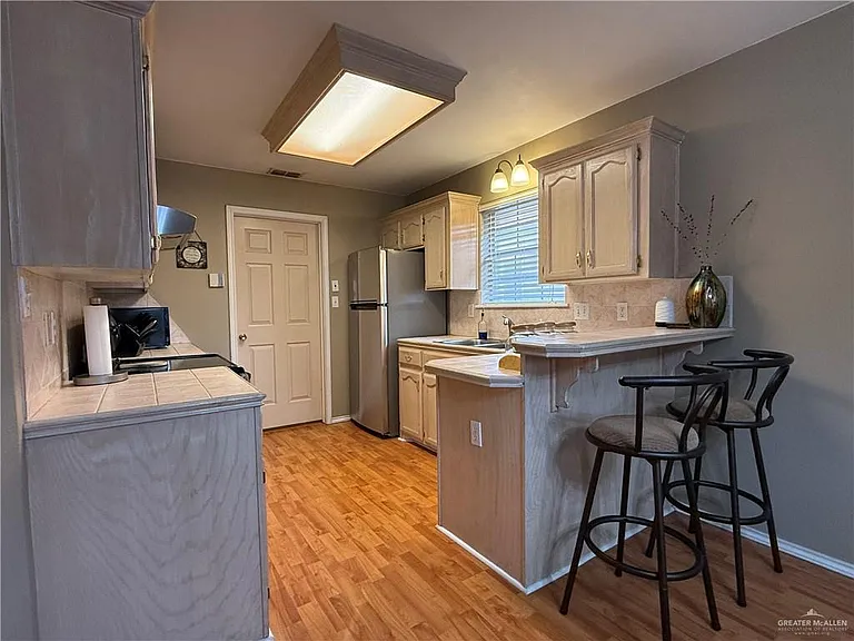 1328 Nora Dr — Photo 6