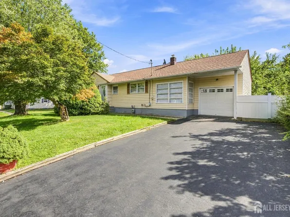 943 New Dover Rd, Edison, NJ 08820