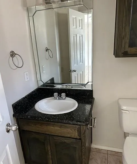 716 S Dfw Dr — Photo 5