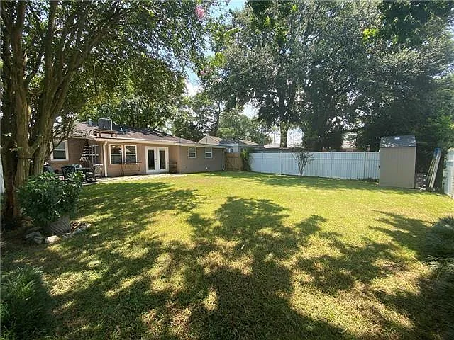 644 Oaklawn Dr — Photo 21