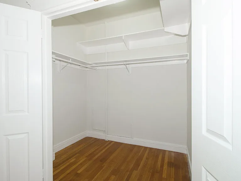 1035 Sutter — Photo 15