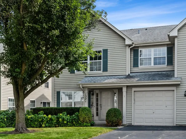 1321 Orleans Dr, Mundelein, IL 60060