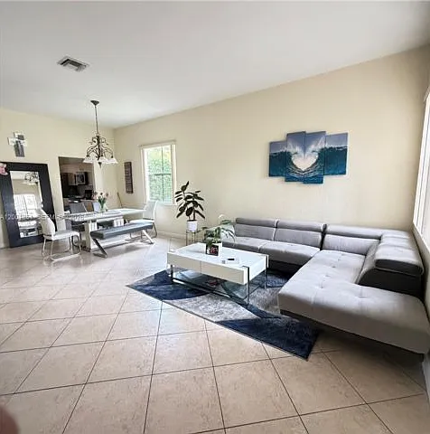 1006 Sunflower Cir — Photo 7