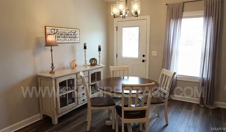 174 Sandy Hills Ct — Photo 33