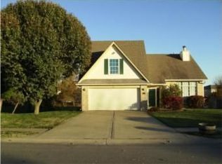 803 S Park Dr, Raymore, MO 64083