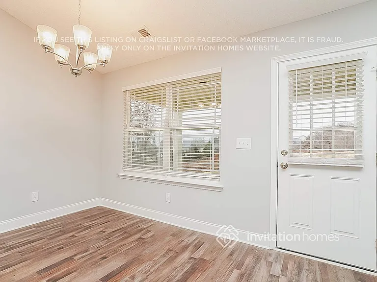 737 Cedar Ln — Photo 4