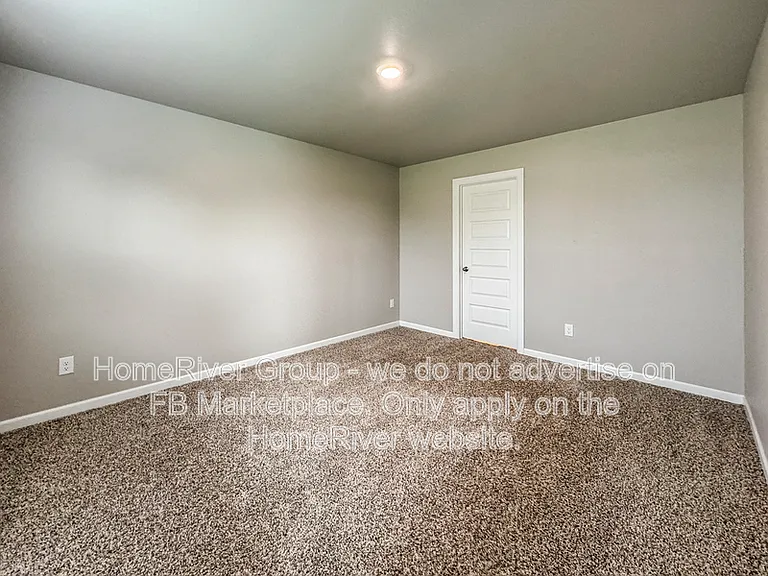 2516 Rosewood Ln — Photo 11