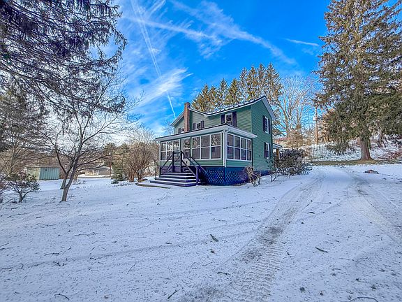 3rd image of 236 Flegal Rd