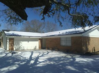 2002 Glen Haven St, Deridder, LA 70634