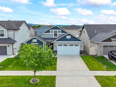 240 N Falling Water Ave, Eagle, ID, 83616