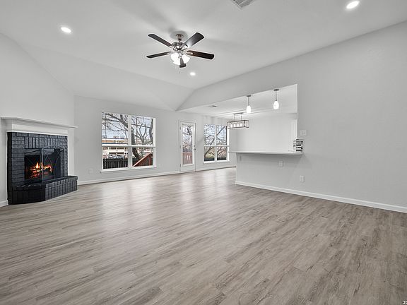 5th image of 7323 Vista Grove