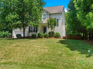 2701 Becketts Ridge Dr, Hillsborough, NC 27278