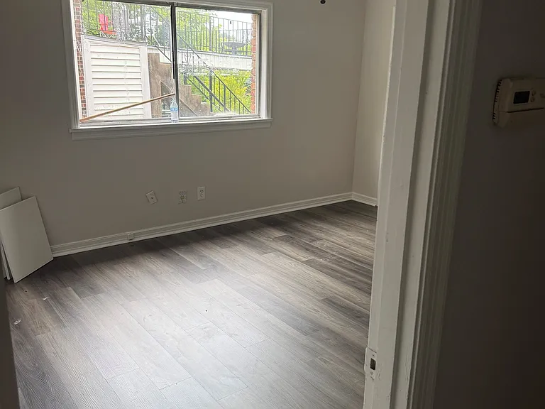 1021 Kavanaugh Blvd #C — Photo 5