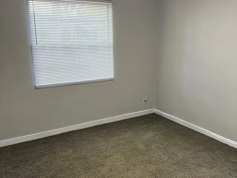 5616 Atlee Ave — Photo 4