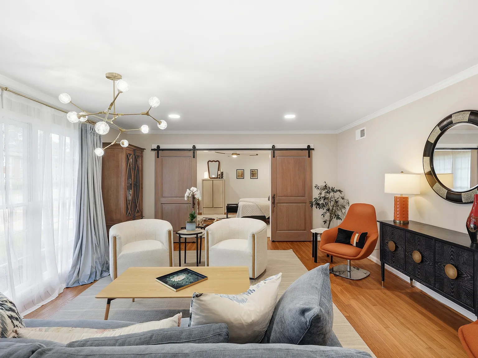 3 bed, 2.5 bath, 2385 sqft, $4,200 — Photo 3