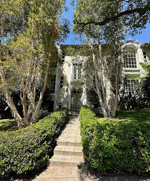 1269 N Flores Ave #B1 — Photo 10