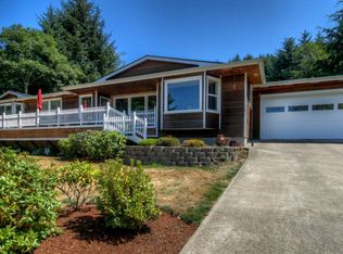 2692 NE Hemlock Dr, Yachats, OR 97498