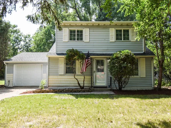 210 2nd St NW, Dilworth, MN 56529