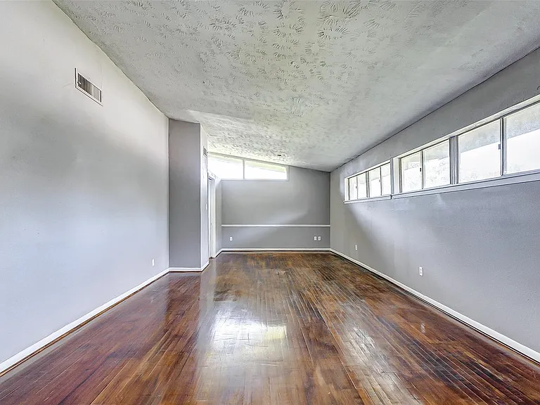5519 Burlinghall Dr — Photo 29