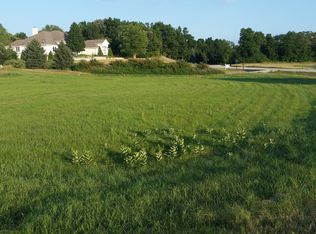 236 Augusta Way, North Prairie, WI 53153