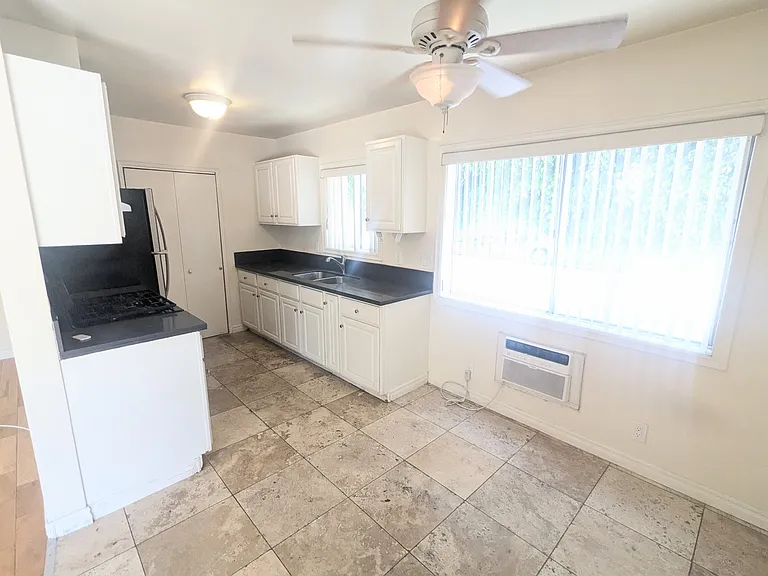 11601 Burbank Blvd #2 — Photo 1
