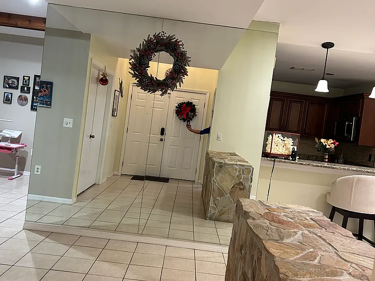 8233 Cypress Lake Dr — Photo 3
