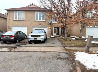 1031 Blizzard Rd, Mississauga, ON L5V1T2